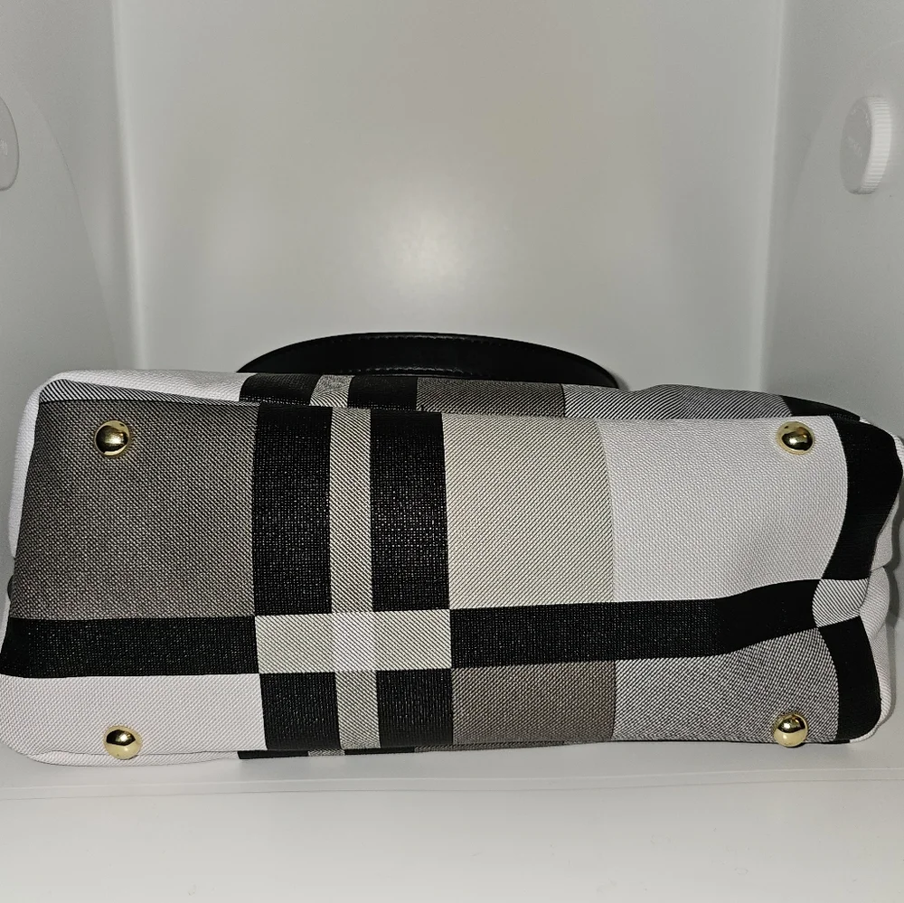Black and White Plaid Handbag Set